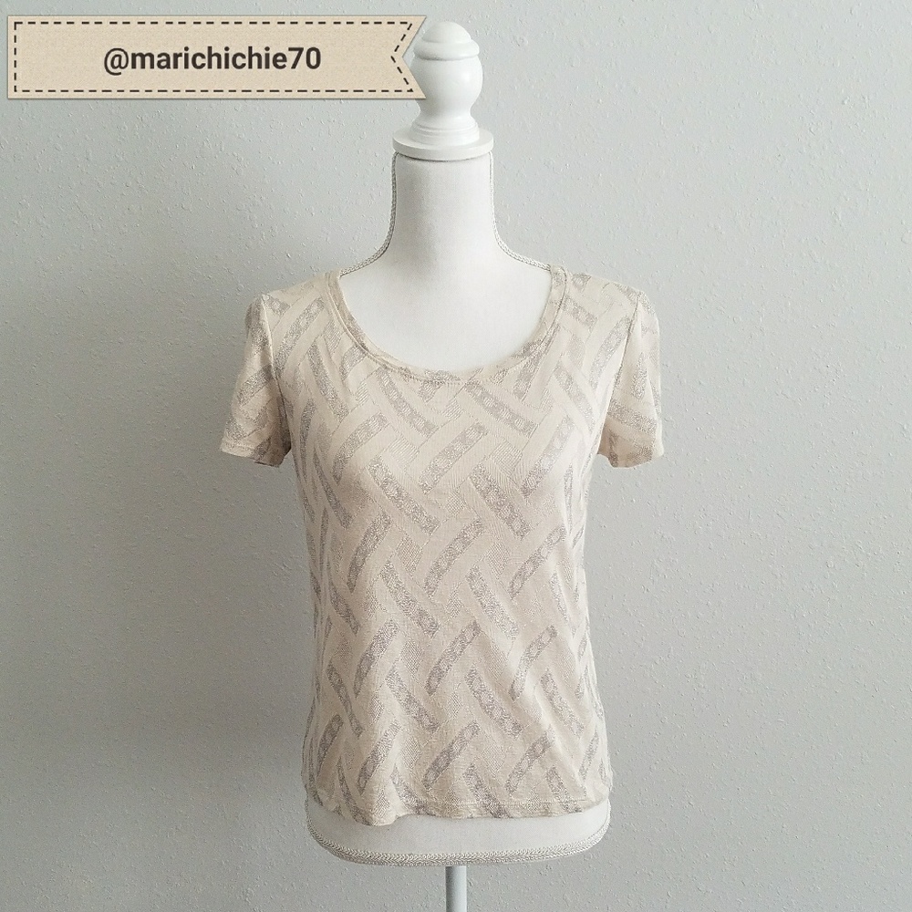 Forever 21 T-shirt